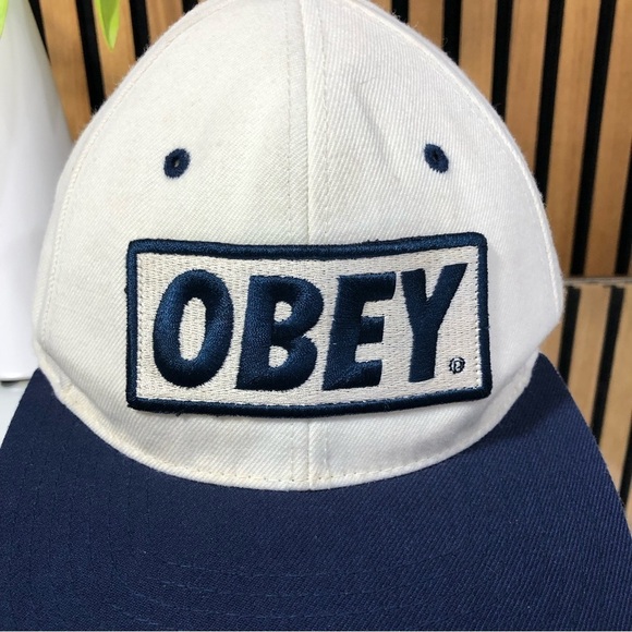 Vintage Obey Baseball Cap SnapBack White and Blue One Size Fits All - Picture 3 of 7